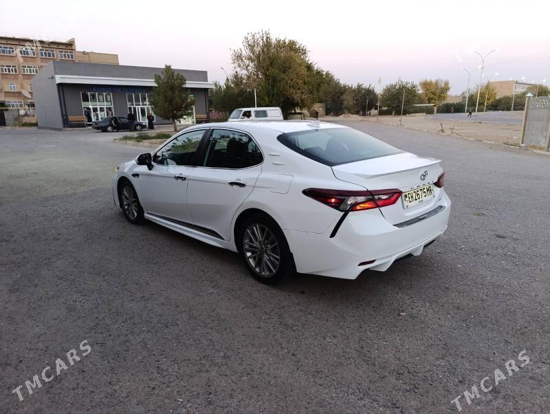 Toyota Camry 2022 - 320 000 TMT - Мары - img 2