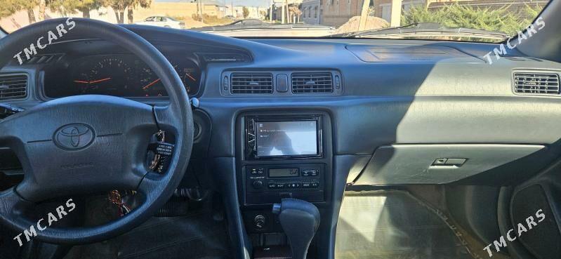 Toyota Camry 2001 - 145 000 TMT - Ýolöten - img 4