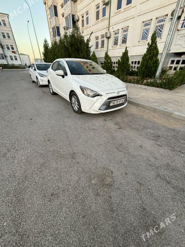 Toyota Yaris 2019 - 180 000 TMT - Ашхабад - img 2