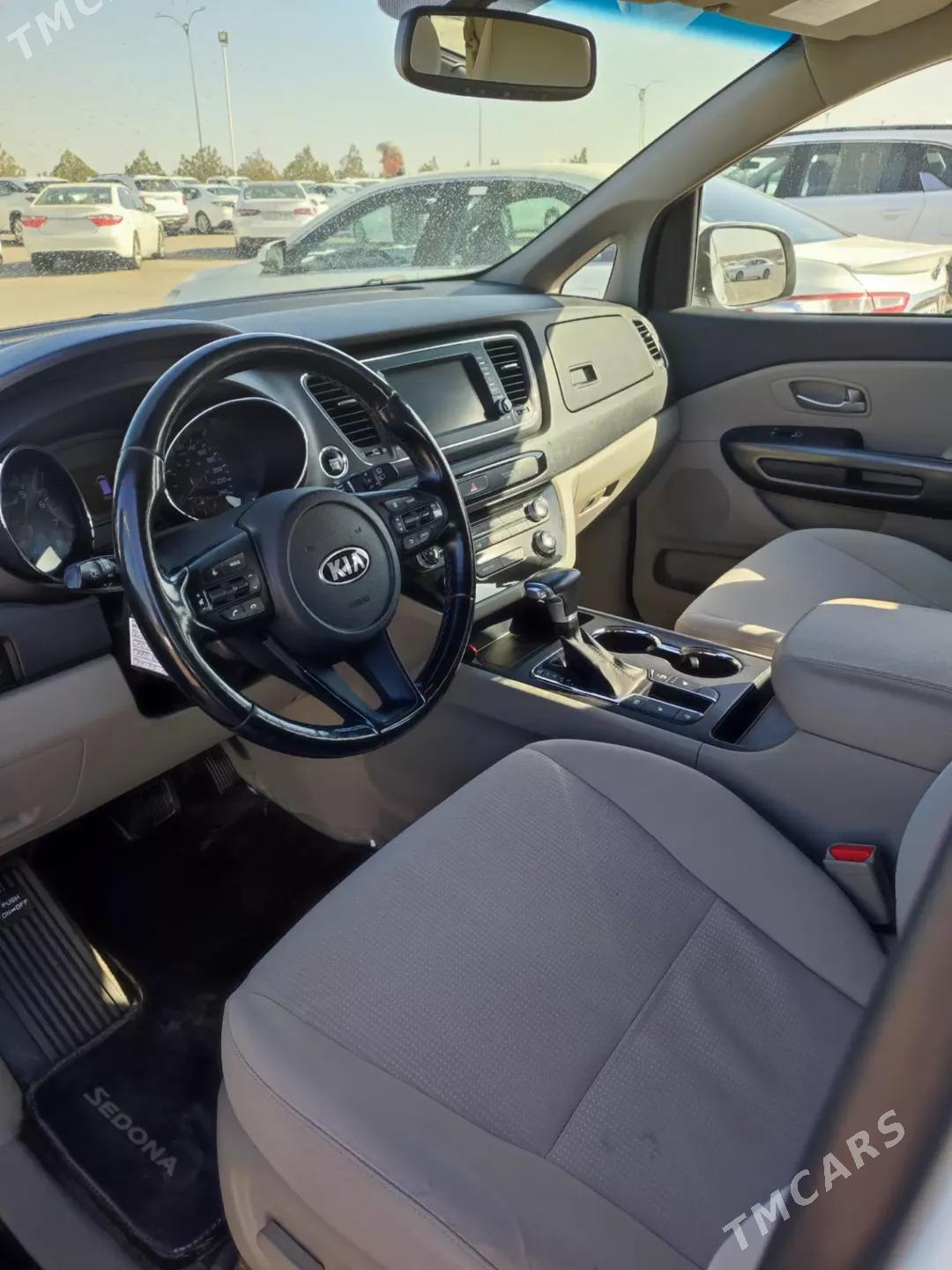 Kia Sedona 2020 - 330 000 TMT - Ашхабад - img 4