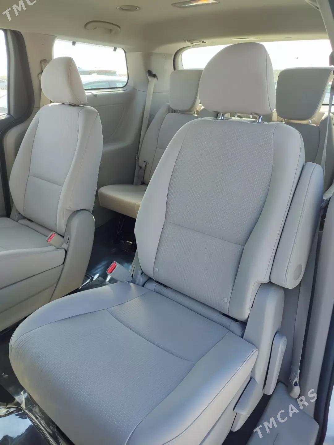 Kia Sedona 2020 - 330 000 TMT - Ашхабад - img 6