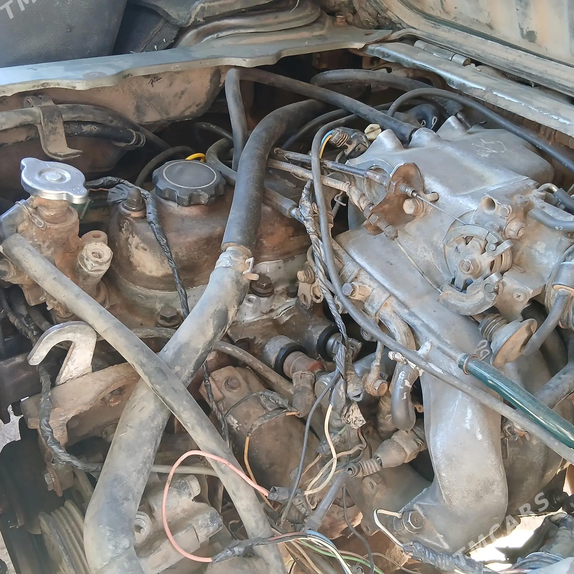 Toyota Town Ace 1993 - 20 000 TMT - Губадаг - img 4