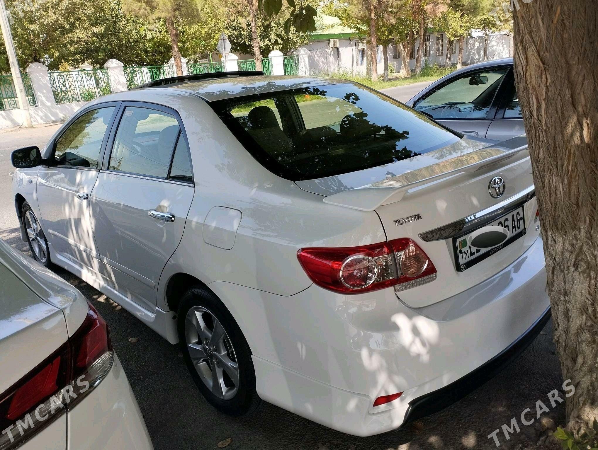 Toyota Corolla 2013 - 215 000 TMT - Ашхабад - img 2