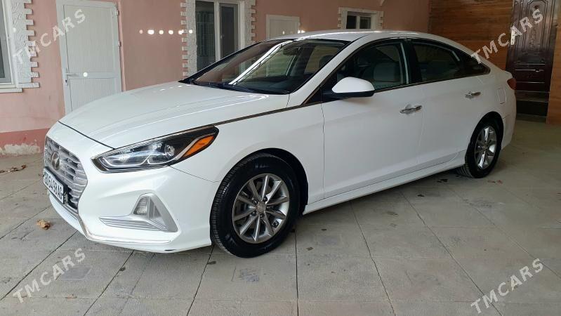 Hyundai Sonata 2018 - 210 000 TMT - Podwoýski köç. (Bitarap Türkmenistan şaýoly) - img 2