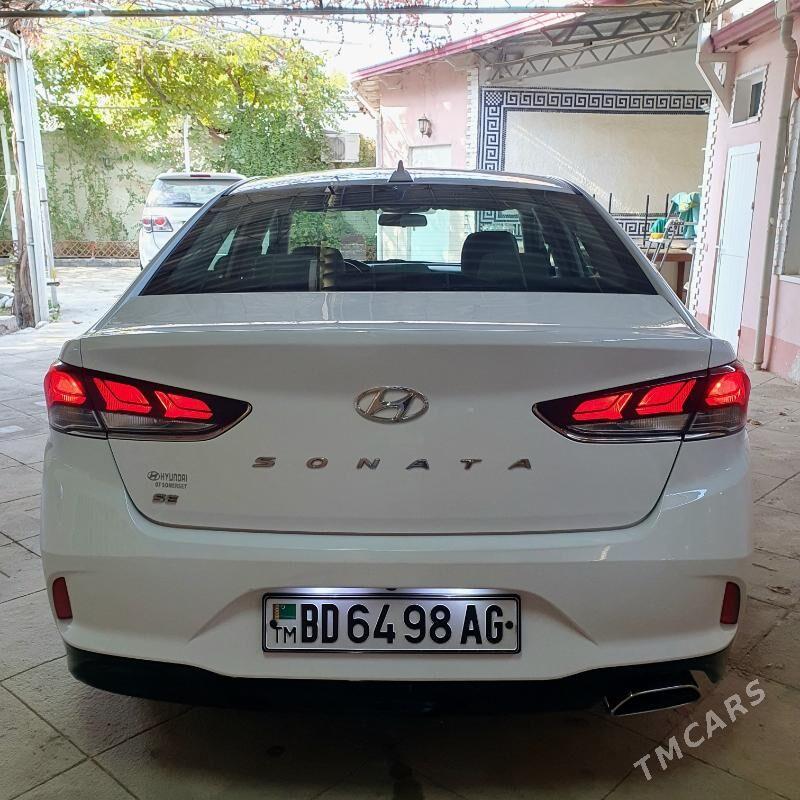 Hyundai Sonata 2018 - 210 000 TMT - Podwoýski köç. (Bitarap Türkmenistan şaýoly) - img 4