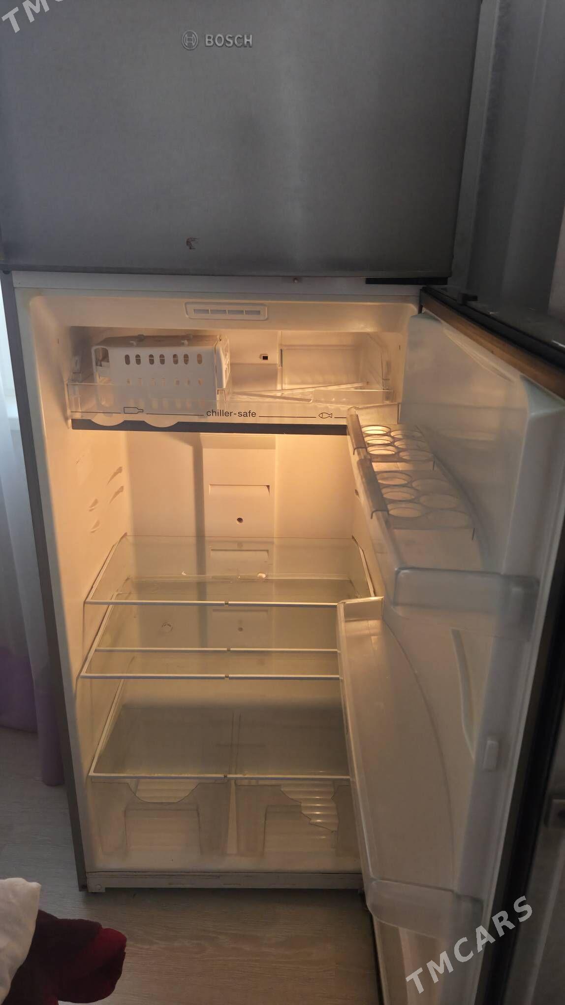 holodilnik BOSCH - ул. Подвойского (Битарап Туркменистан шаёлы) - img 2