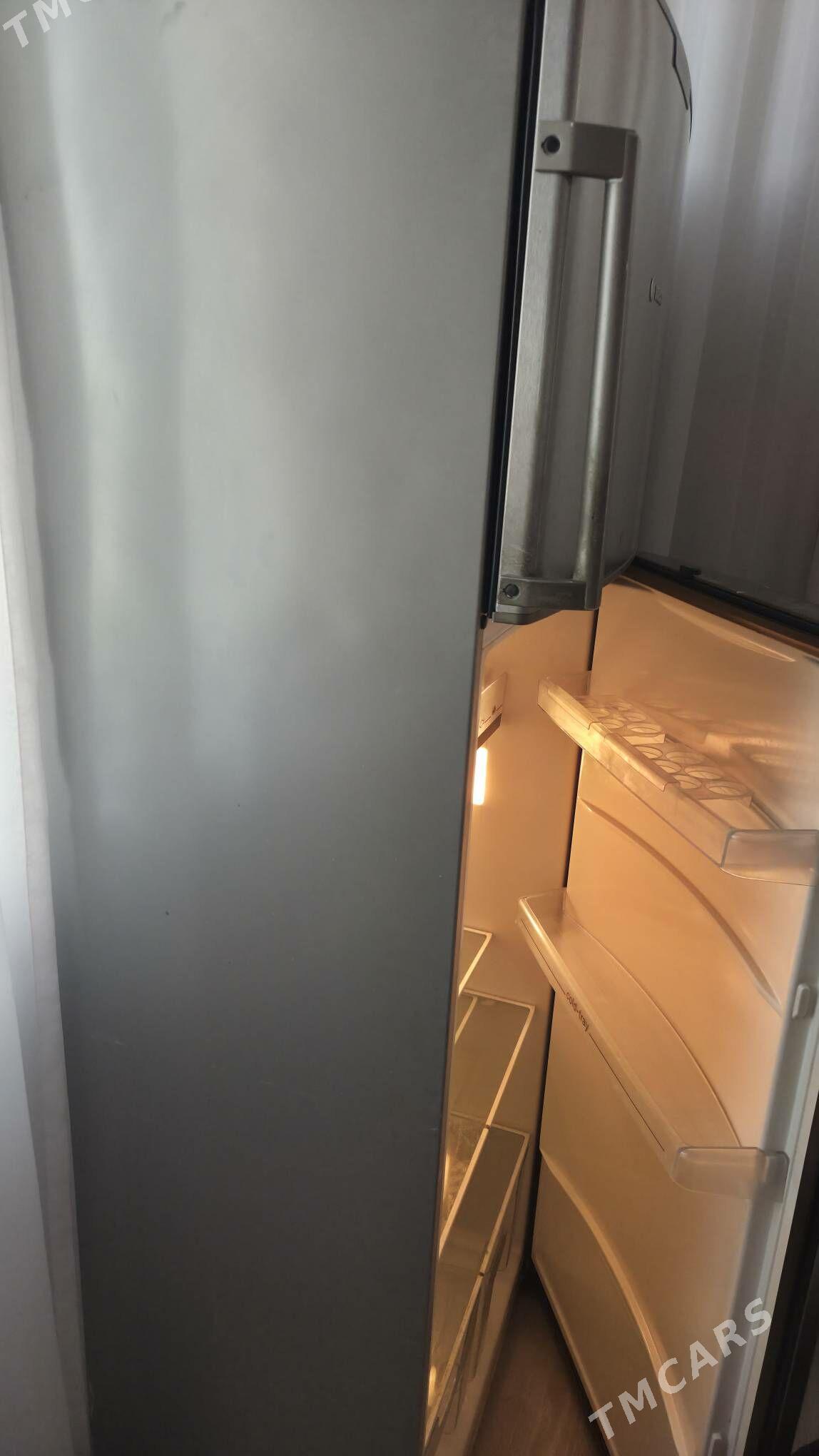 holodilnik BOSCH - ул. Подвойского (Битарап Туркменистан шаёлы) - img 1