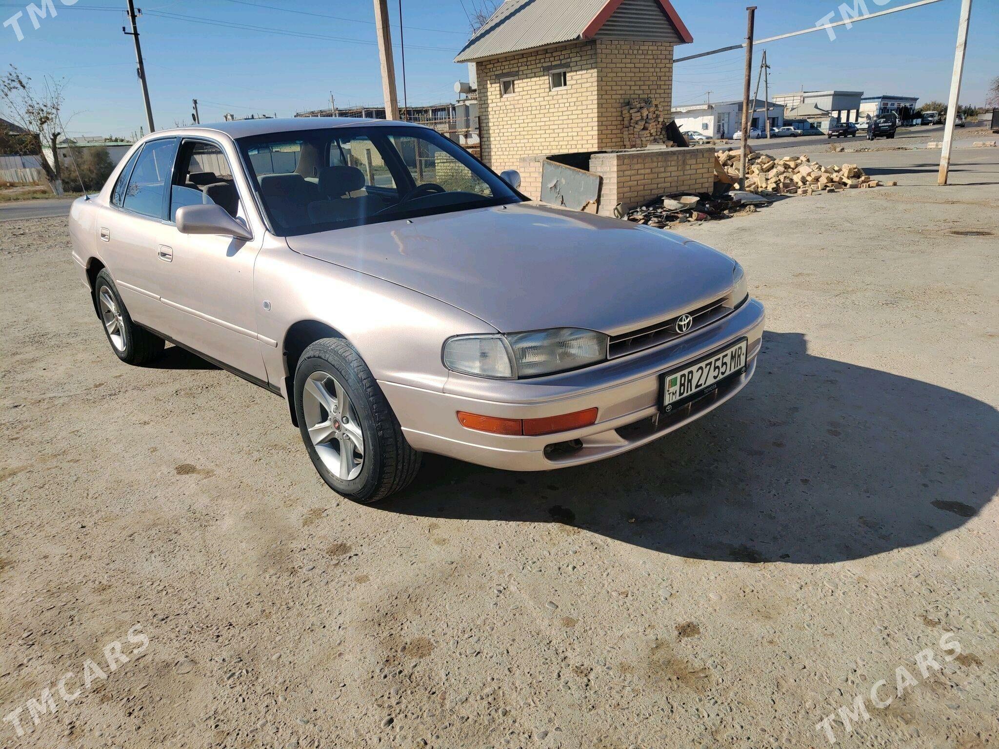Toyota Camry 1993 - 92 000 TMT - Мары - img 4