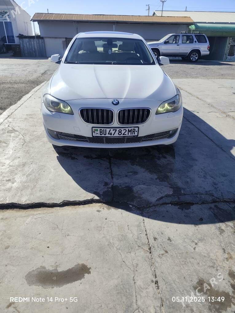 BMW F10 2011 - 240 000 TMT - Ýolöten - img 1