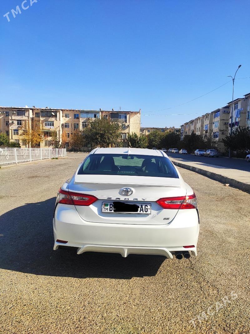 Toyota Camry 2019 - 280 000 TMT - Ашхабад - img 4