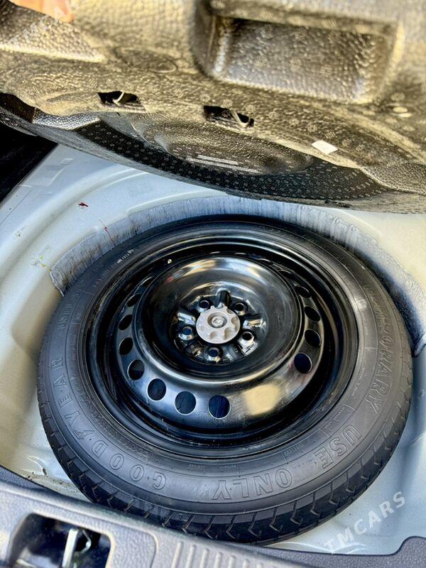 Toyota Camry 2021 - 360 000 TMT - Ашхабад - img 8