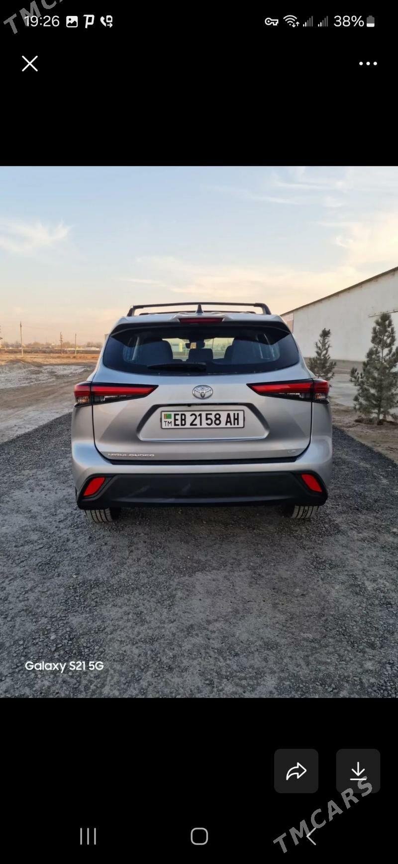 Toyota Highlander 2022 - 550 000 TMT - Теджен - img 4