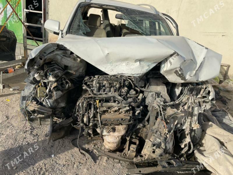 Hyundai Santa Fe 2010 - 70 000 TMT - Garadamak - img 2