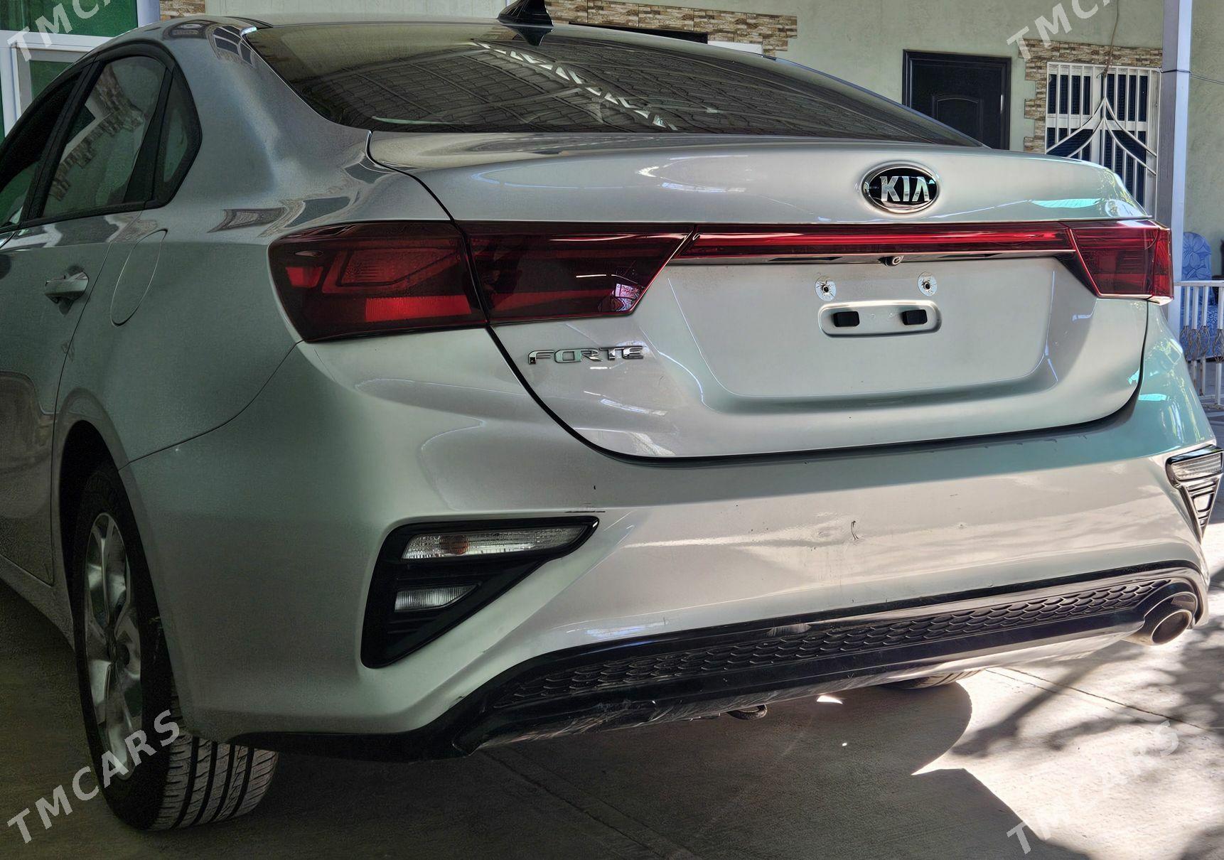 Kia Forte 2022 - 197 000 TMT - Tejen - img 4