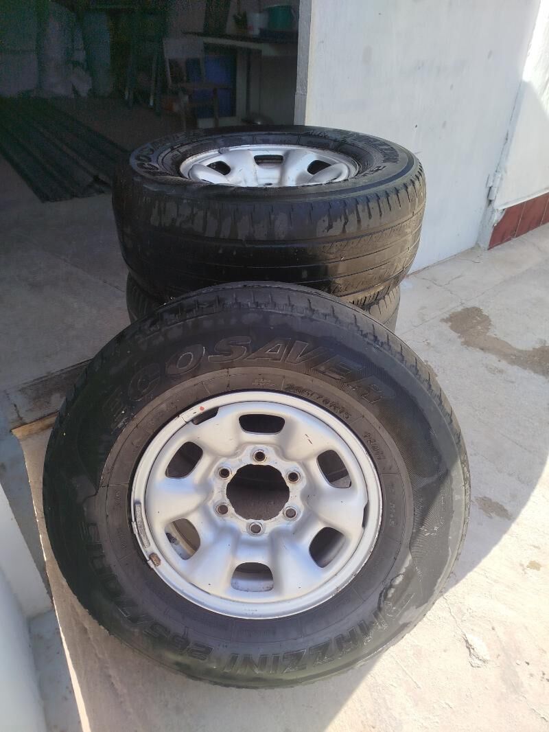 Hilux disga 2 600 TMT - Балканабат - img 1