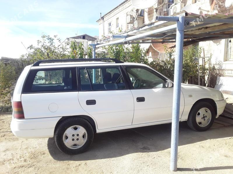 Opel Astra 1995 - 40 000 TMT - Türkmenbaşy - img 1