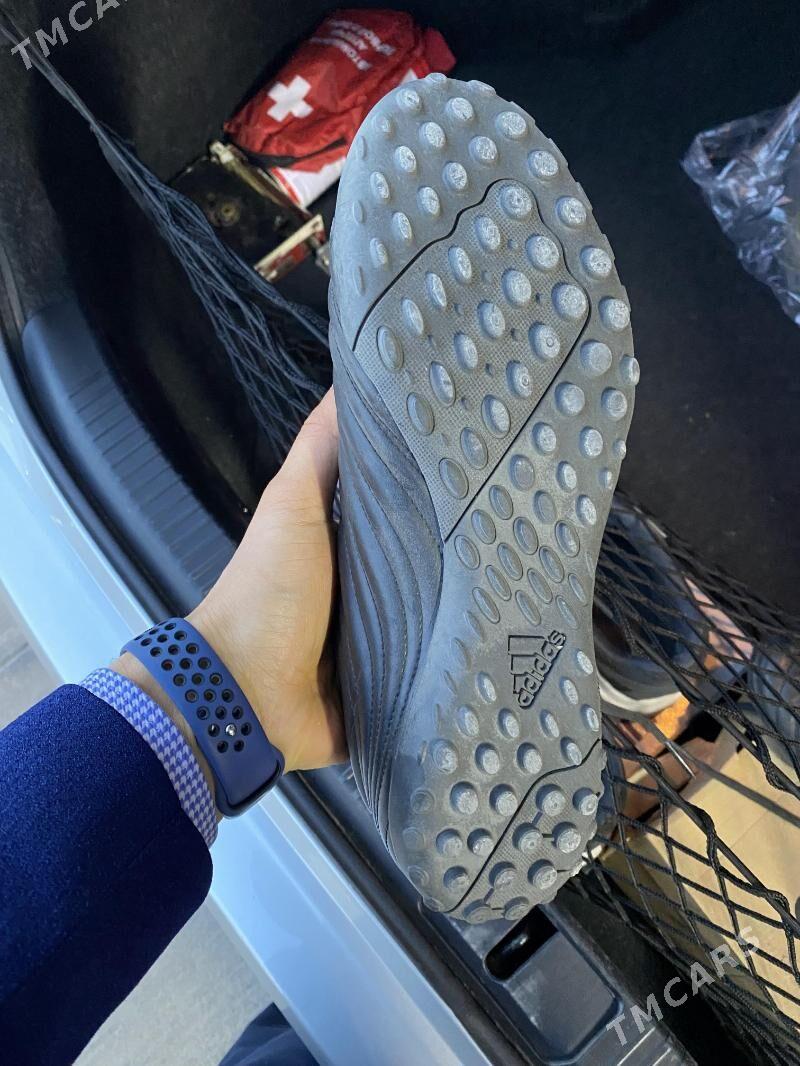 Adidas 42 - Aşgabat - img 1