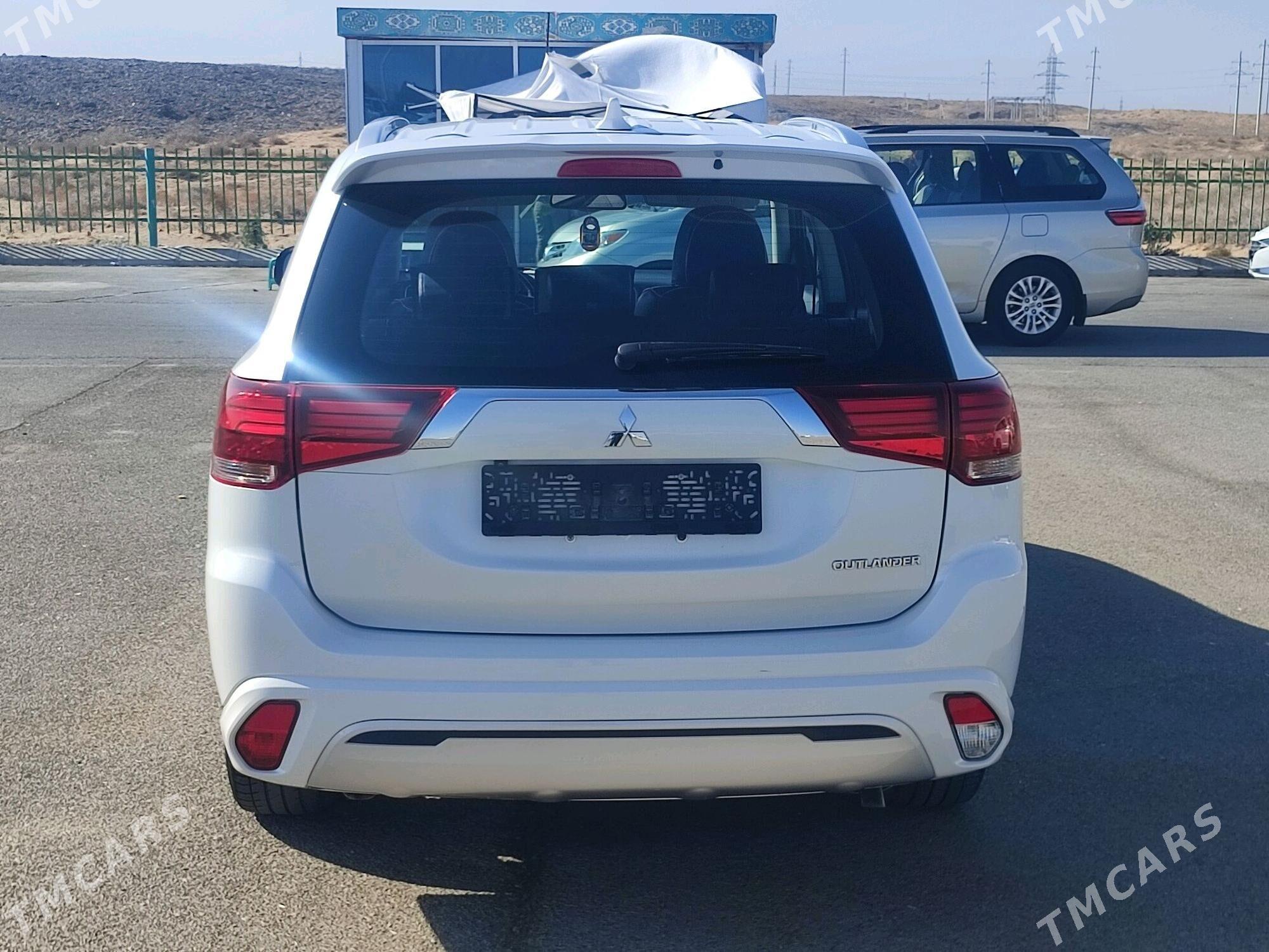 Mitsubishi Outlander 2023 - 305 000 TMT - Akdepe - img 6