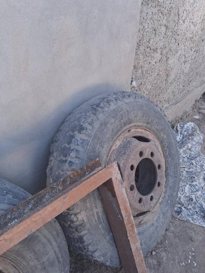 teker 700 TMT - Серахс - img 2