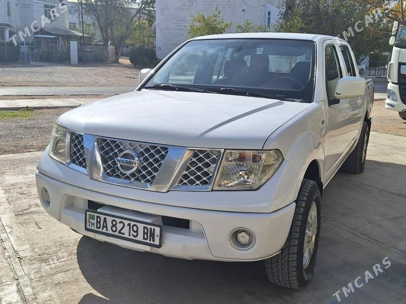 Nissan Navara 2007 - 145 000 TMT - Балканабат - img 4