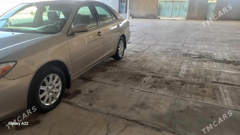Toyota Camry 2004 - 205 000 TMT - Мары - img 1