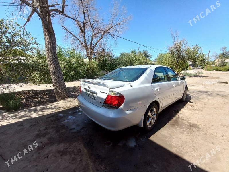 Toyota Camry 2004 - 170 000 TMT - Кёнеургенч - img 2
