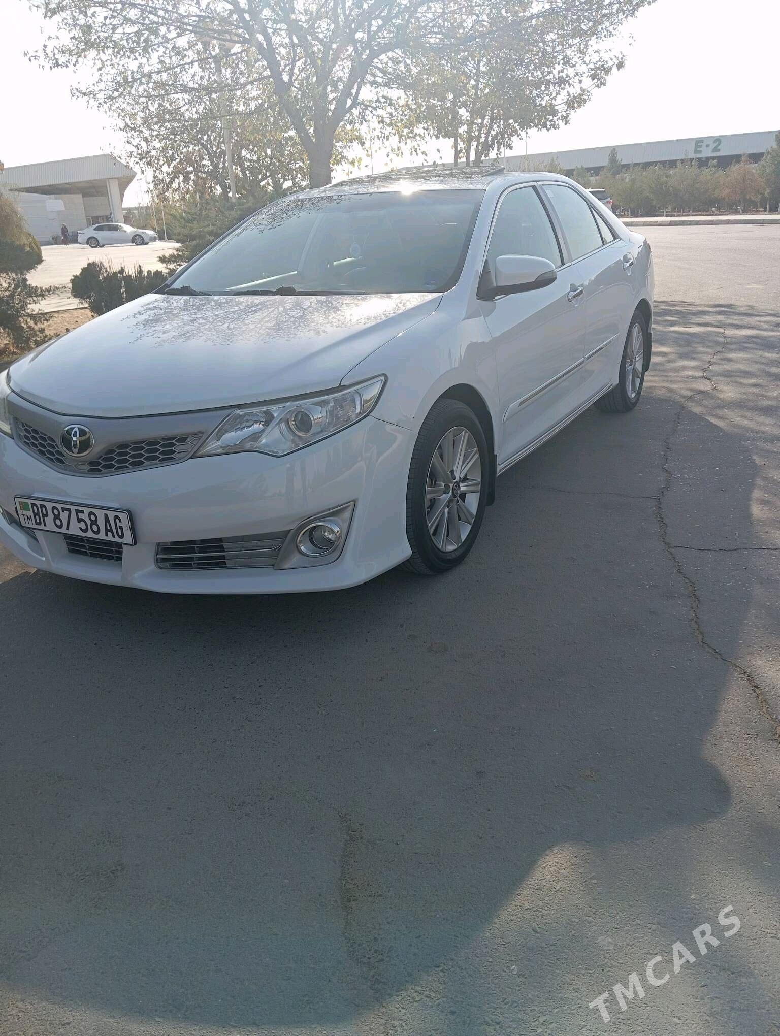 Toyota Camry 2013 - 255 000 TMT - Ашхабад - img 4