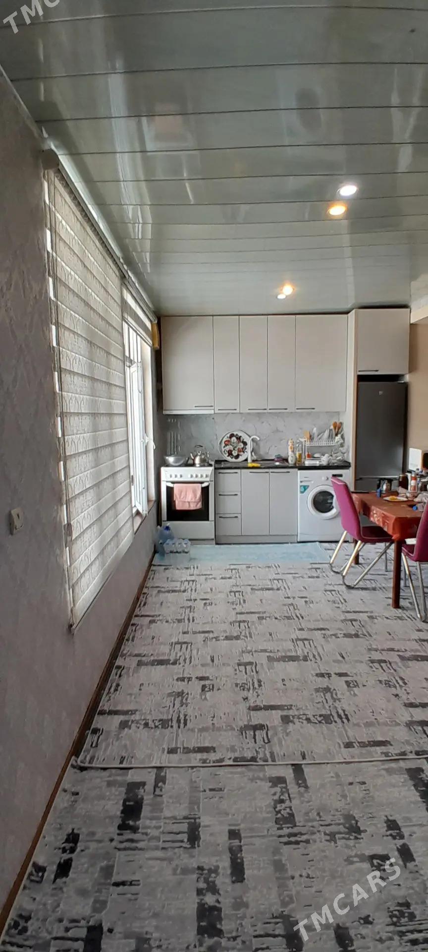 Tomatnyý Dom 3 sotki 3 komnaty - Бузмеин - img 8