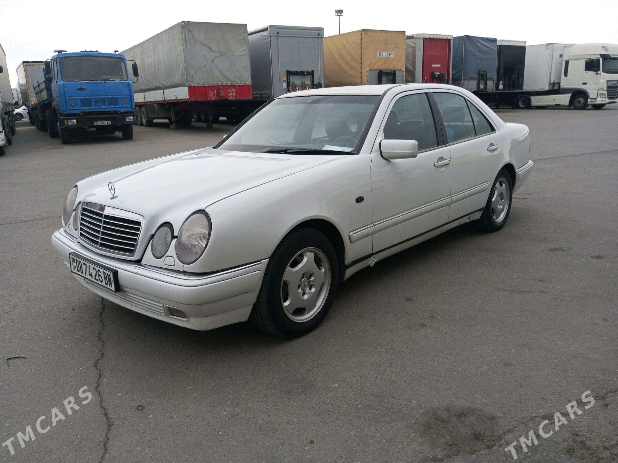 Mercedes-Benz E420 1997 - 55 000 TMT - Esenguly - img 3