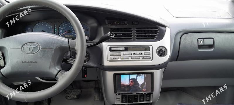 Toyota Sienna 2002 - 180 000 TMT - Etrek - img 4