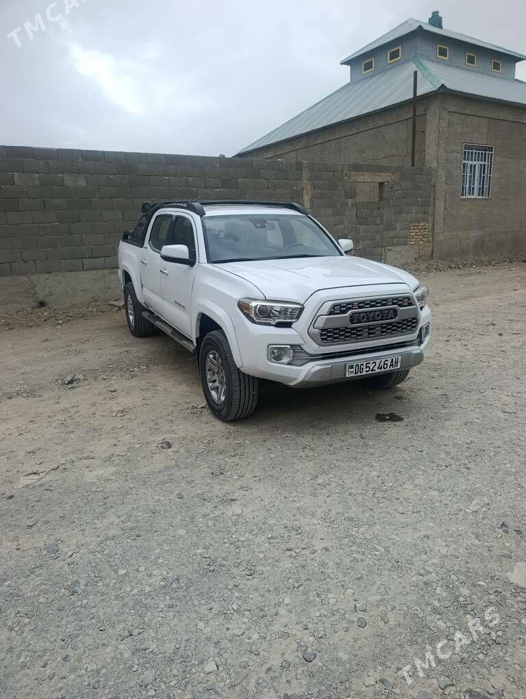 Toyota Tacoma 2018 - 350 000 TMT - Bäherden - img 6