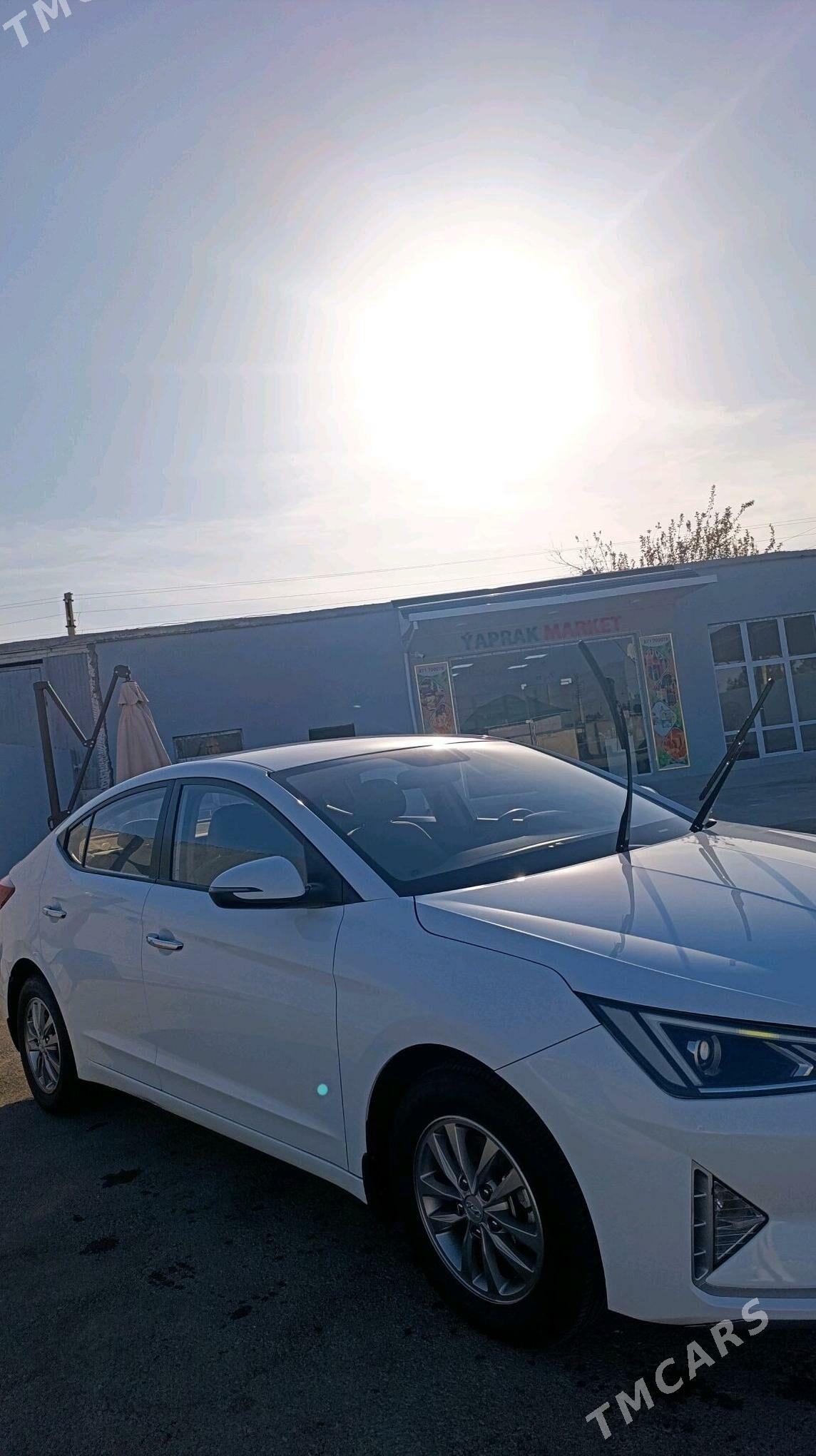 Hyundai Elantra 2019 - 240 000 TMT - Aşgabat - img 4