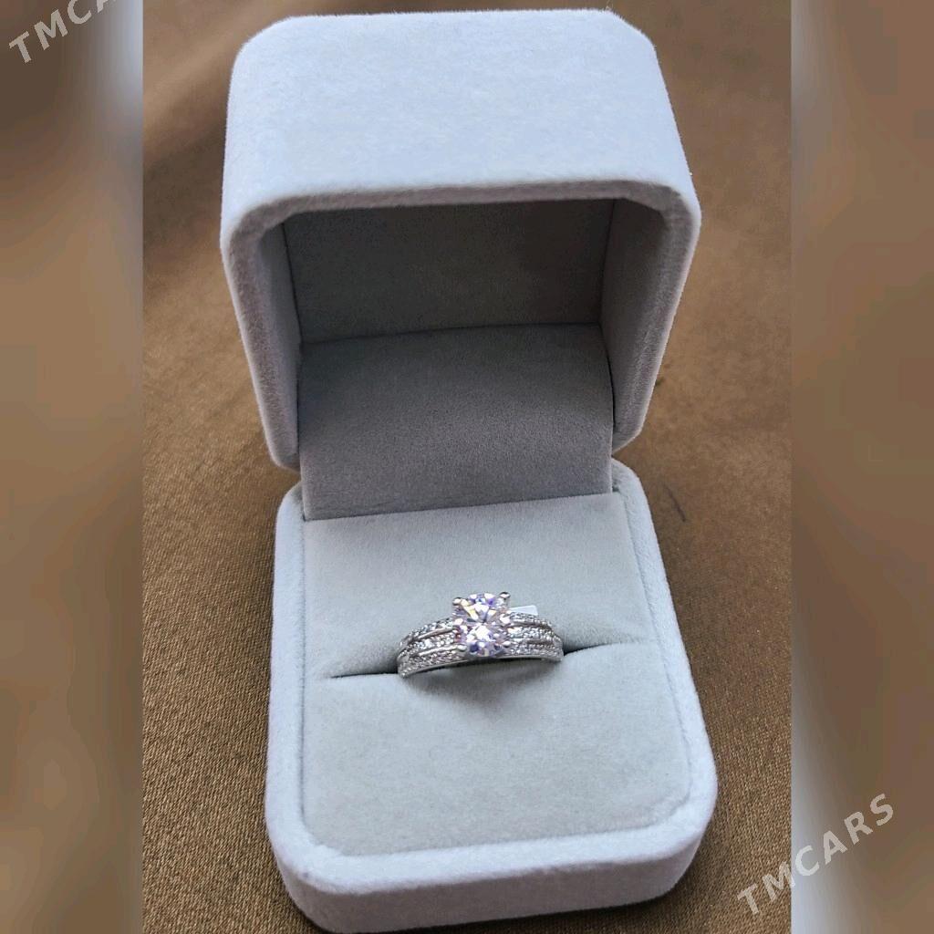 Hakyky kümüş tektaş ÿüzük - Parahat 1 - img 2