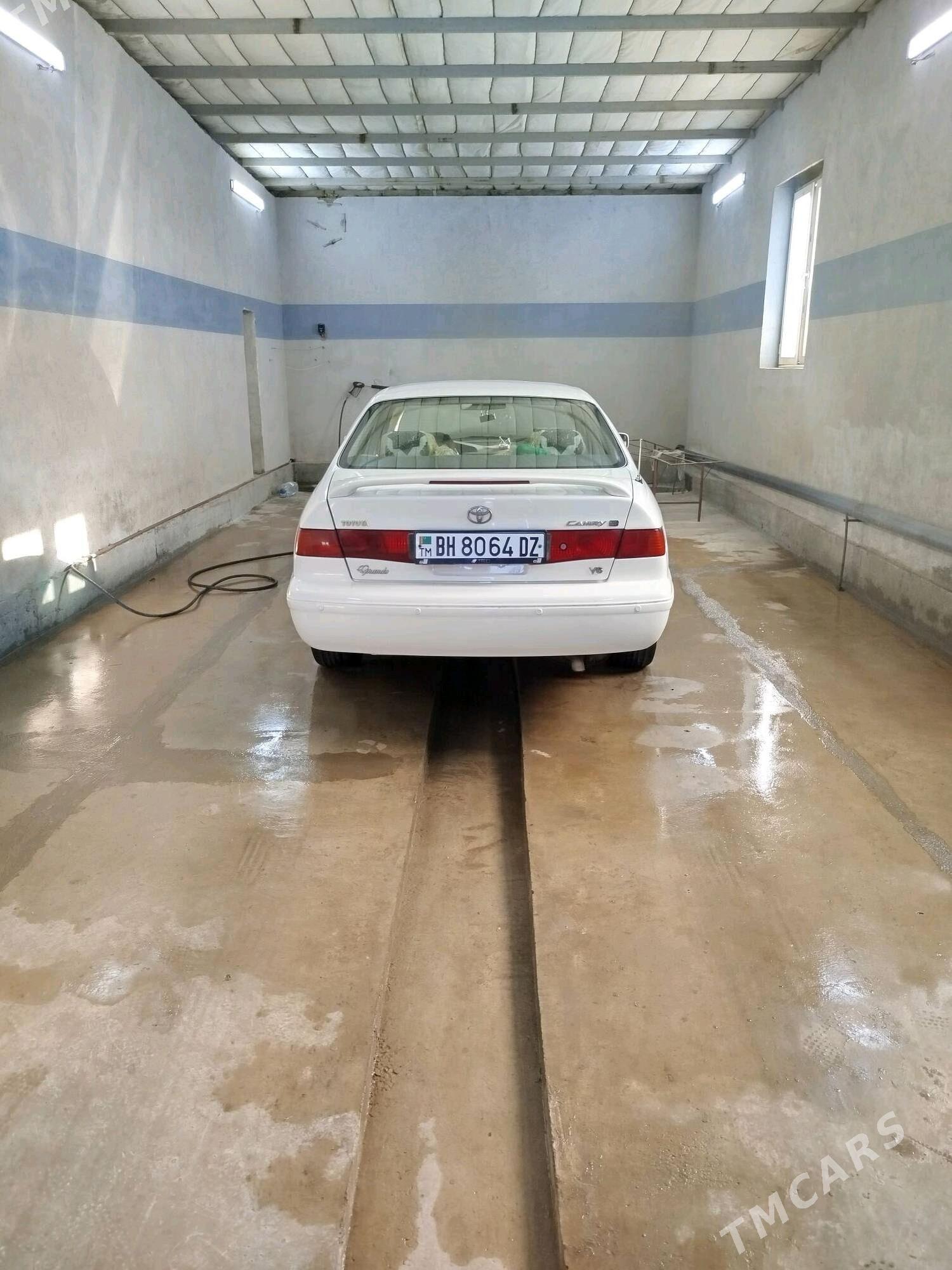 Toyota Camry 2001 - 135 000 TMT - Gurbansoltan Eje - img 3