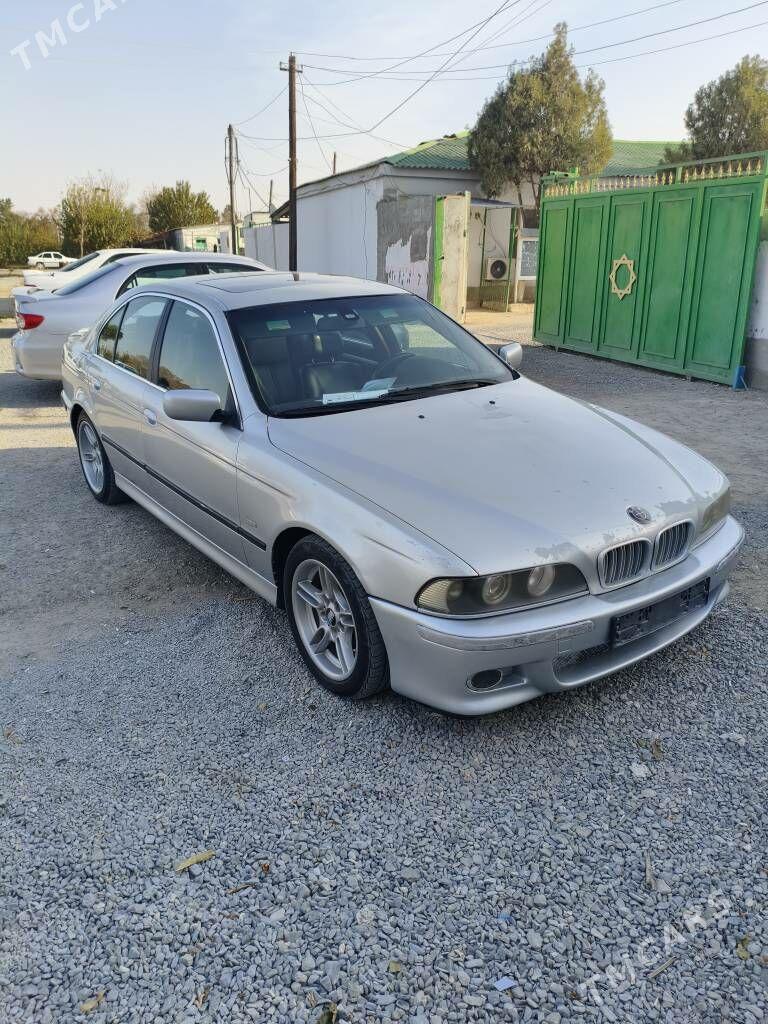 BMW E39 2003 - 125 000 TMT - Türkmenbaşy - img 2