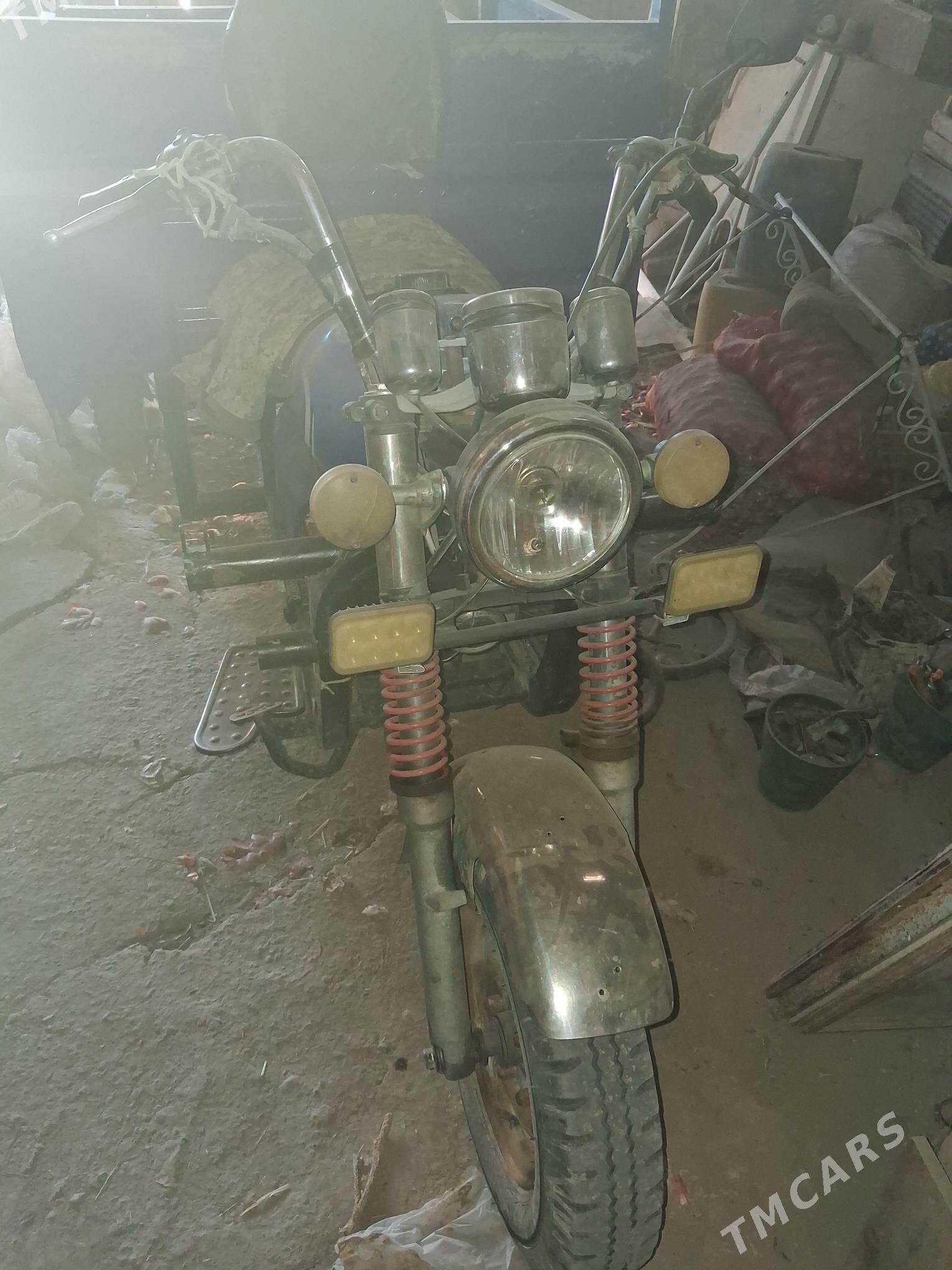 Fekon FK200-14G 2015 - 20 000 TMT - Серахс - img 3