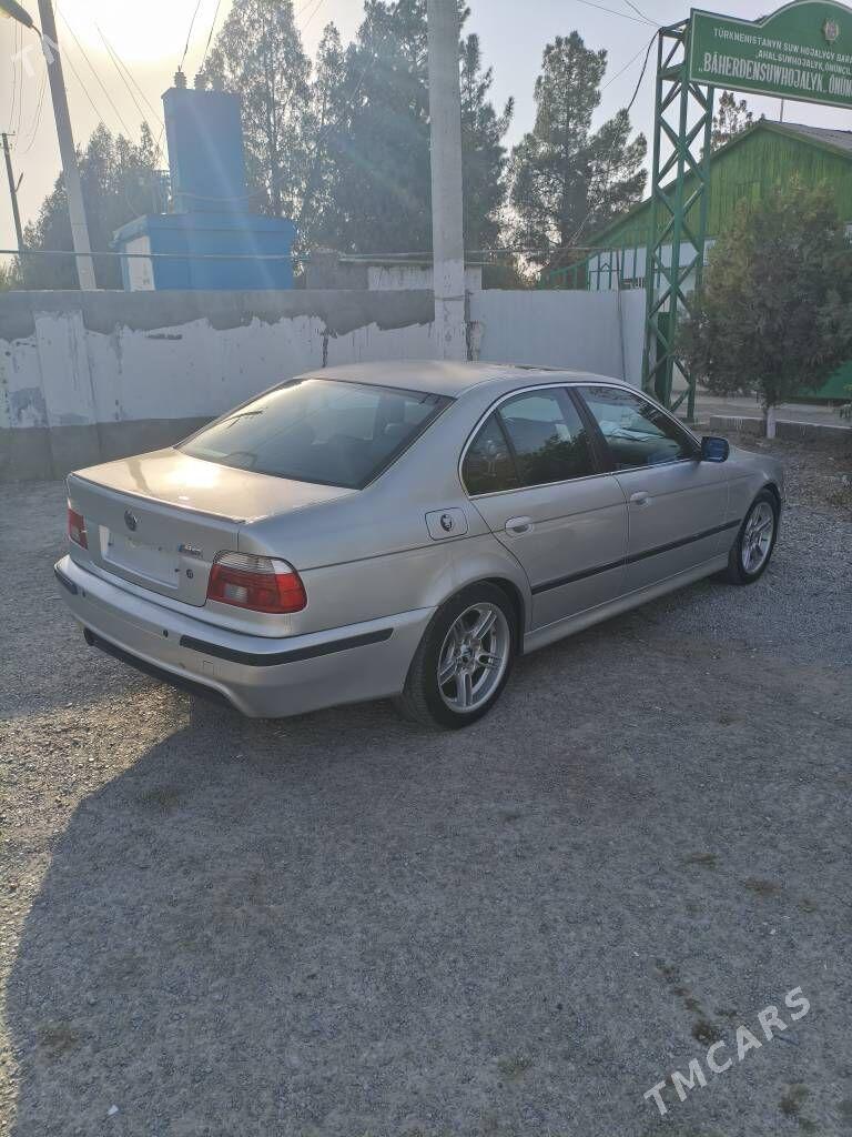 BMW E39 2003 - 125 000 TMT - Türkmenbaşy - img 4