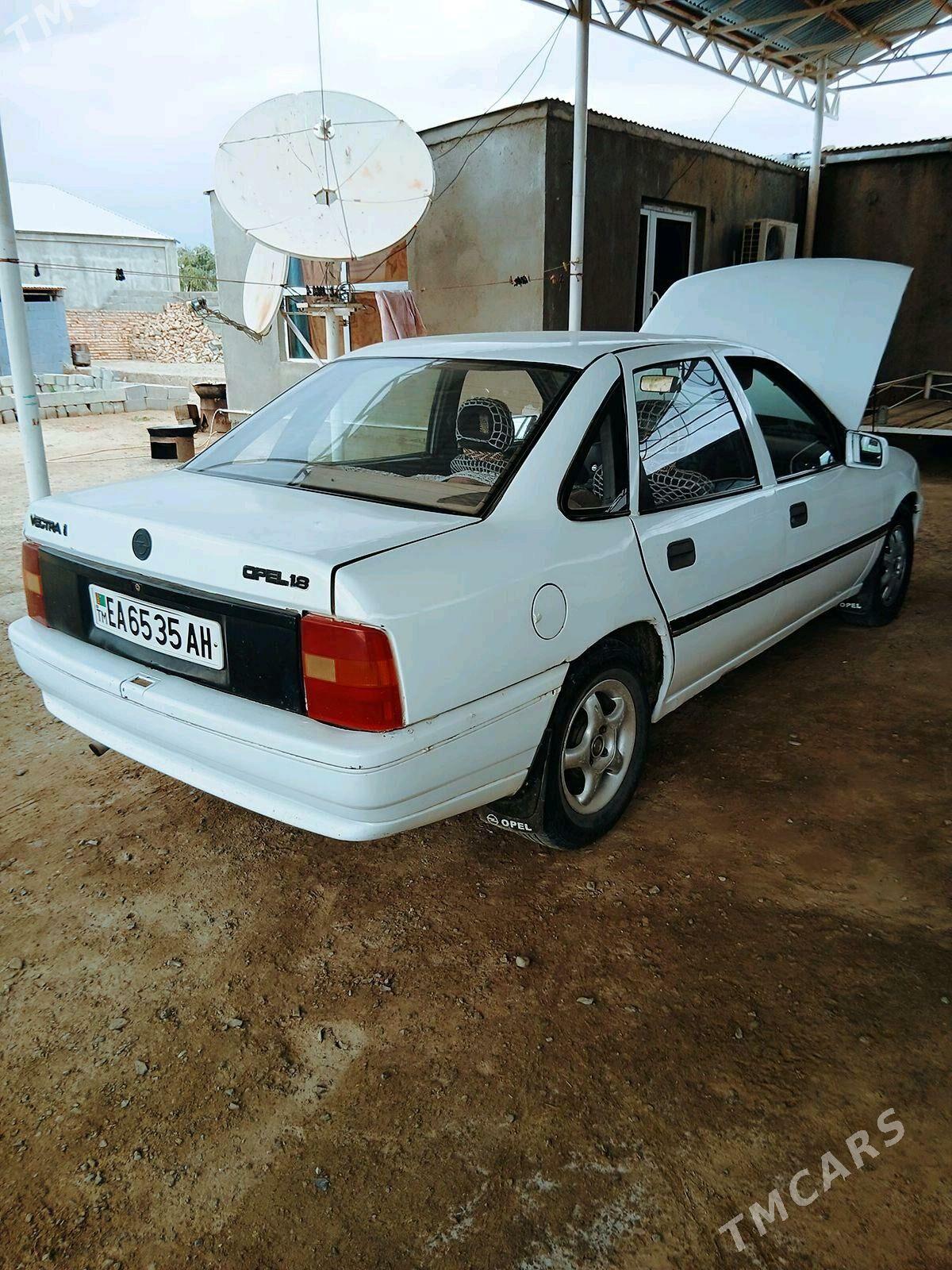 Opel Vectra 1992 - 34 000 TMT - Bäherden - img 6