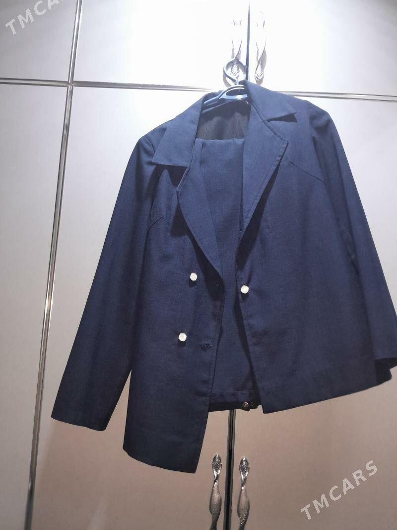 kastyum çalbar plasowka - Дашогуз - img 1