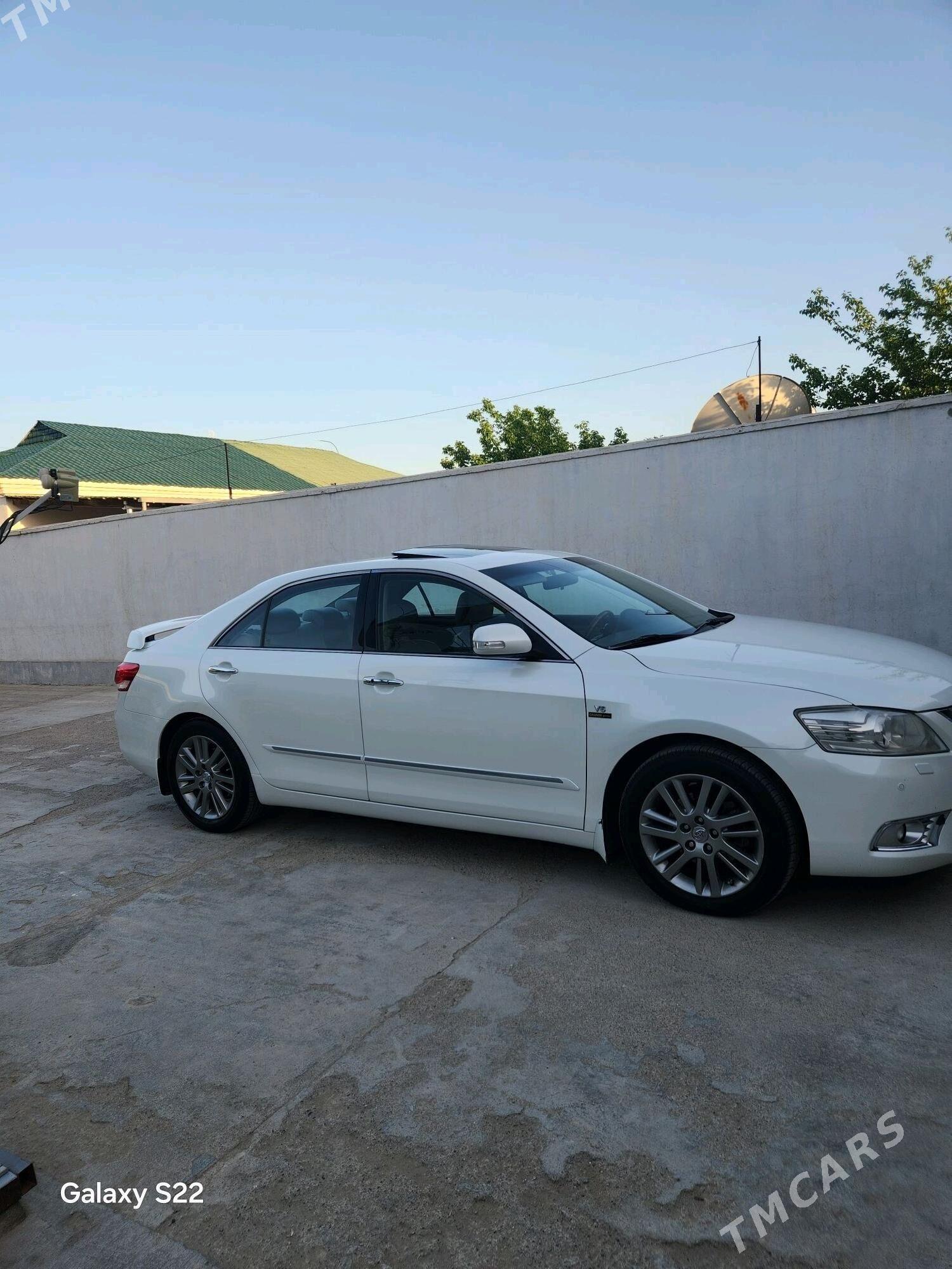 Toyota Aurion 2011 - 250 000 TMT - Kaka - img 1