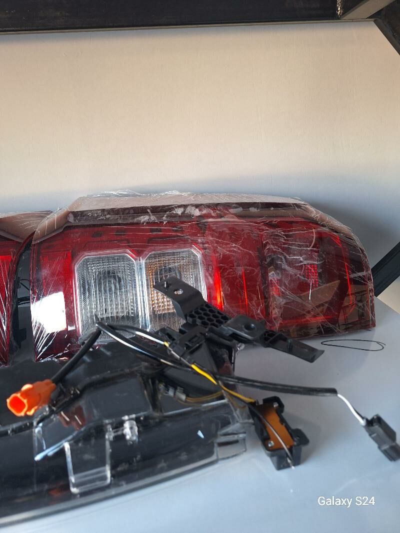 Mitsubishi L200 25 madel fara 11 000 TMT - Ашхабад - img 2