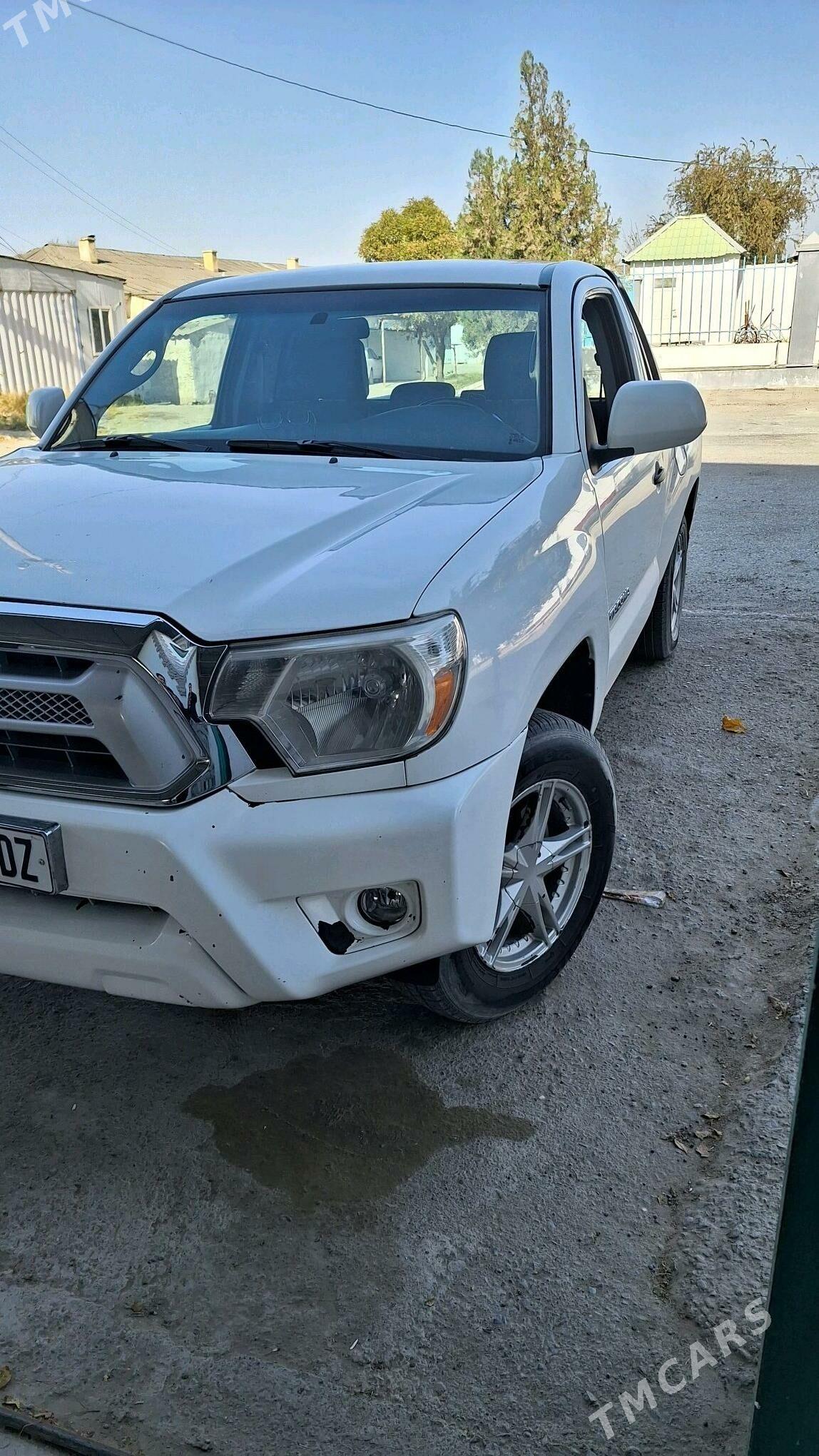 Toyota Tacoma 2013 - 190 000 TMT - Гурбансолтан Едже - img 1