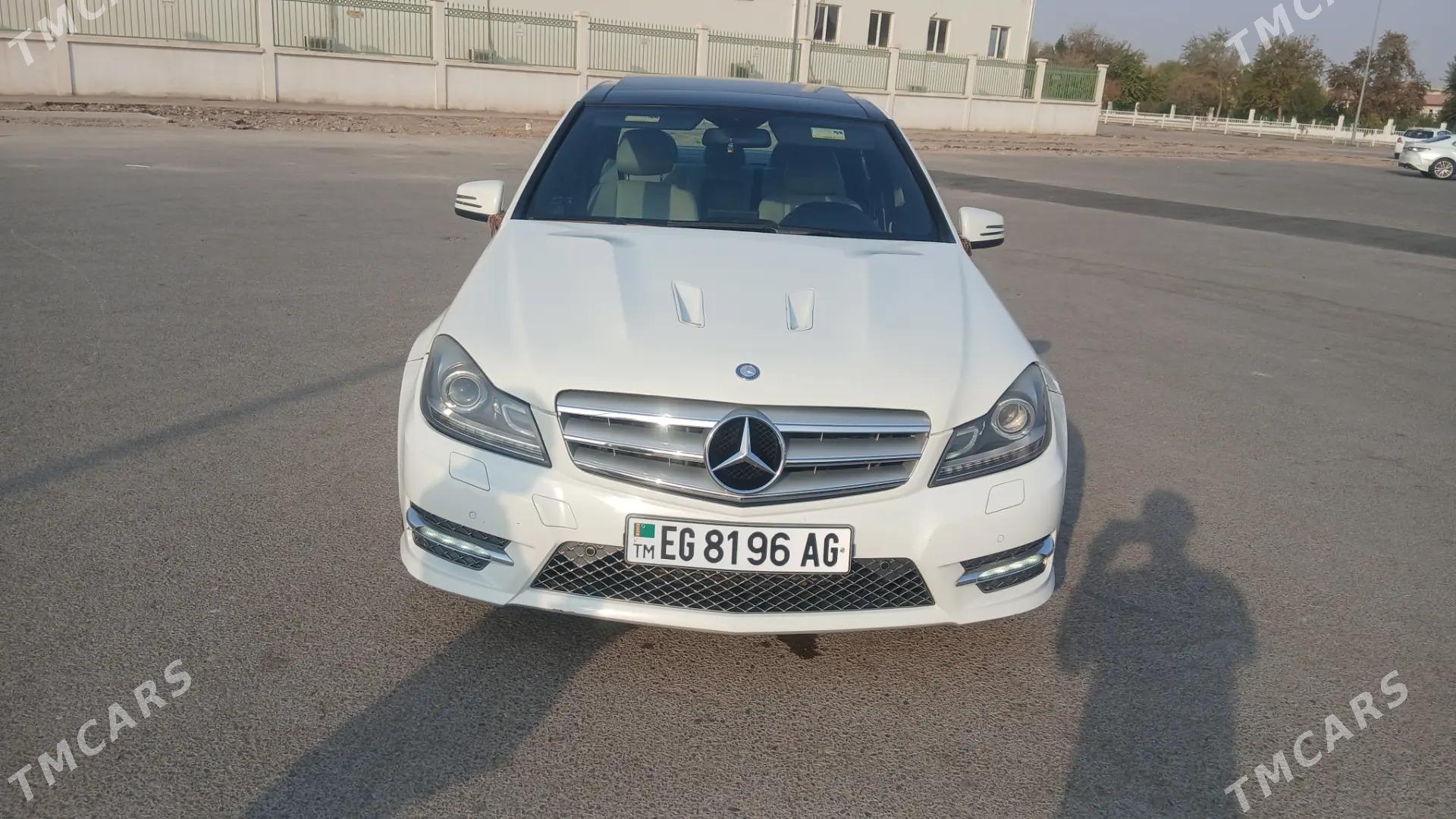 Mercedes-Benz C350 2010 - 220 000 TMT - Aşgabat - img 2