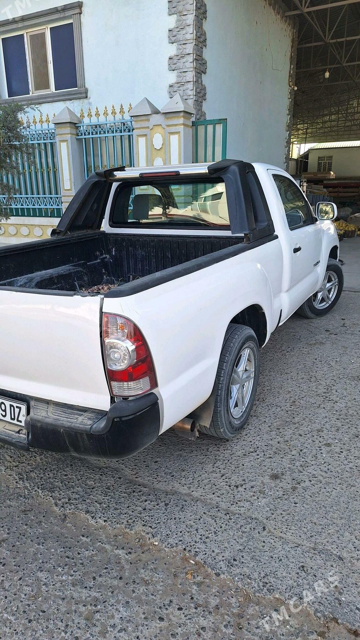 Toyota Tacoma 2013 - 190 000 TMT - Гурбансолтан Едже - img 4