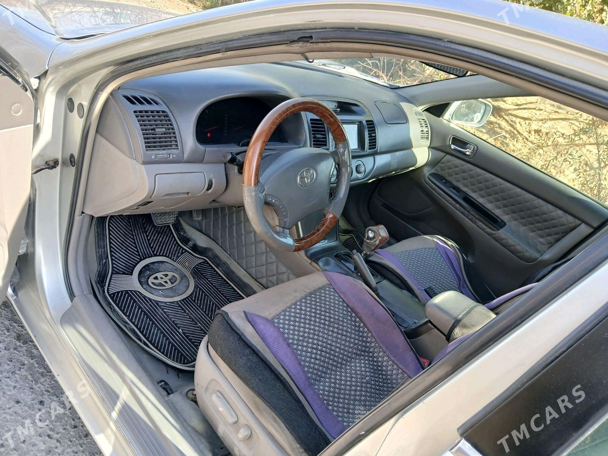 Toyota Camry 2004 - 165 000 TMT - Büzmeýin - img 2