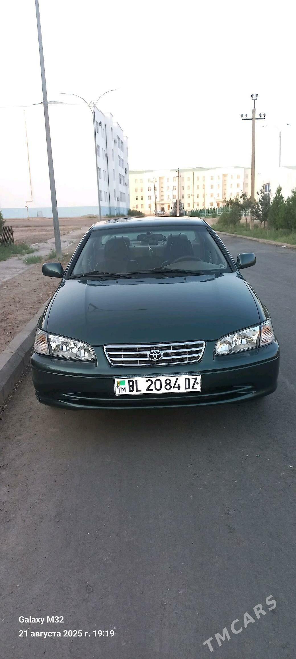 Toyota Camry 1998 - 155 000 TMT - Дашогуз - img 3