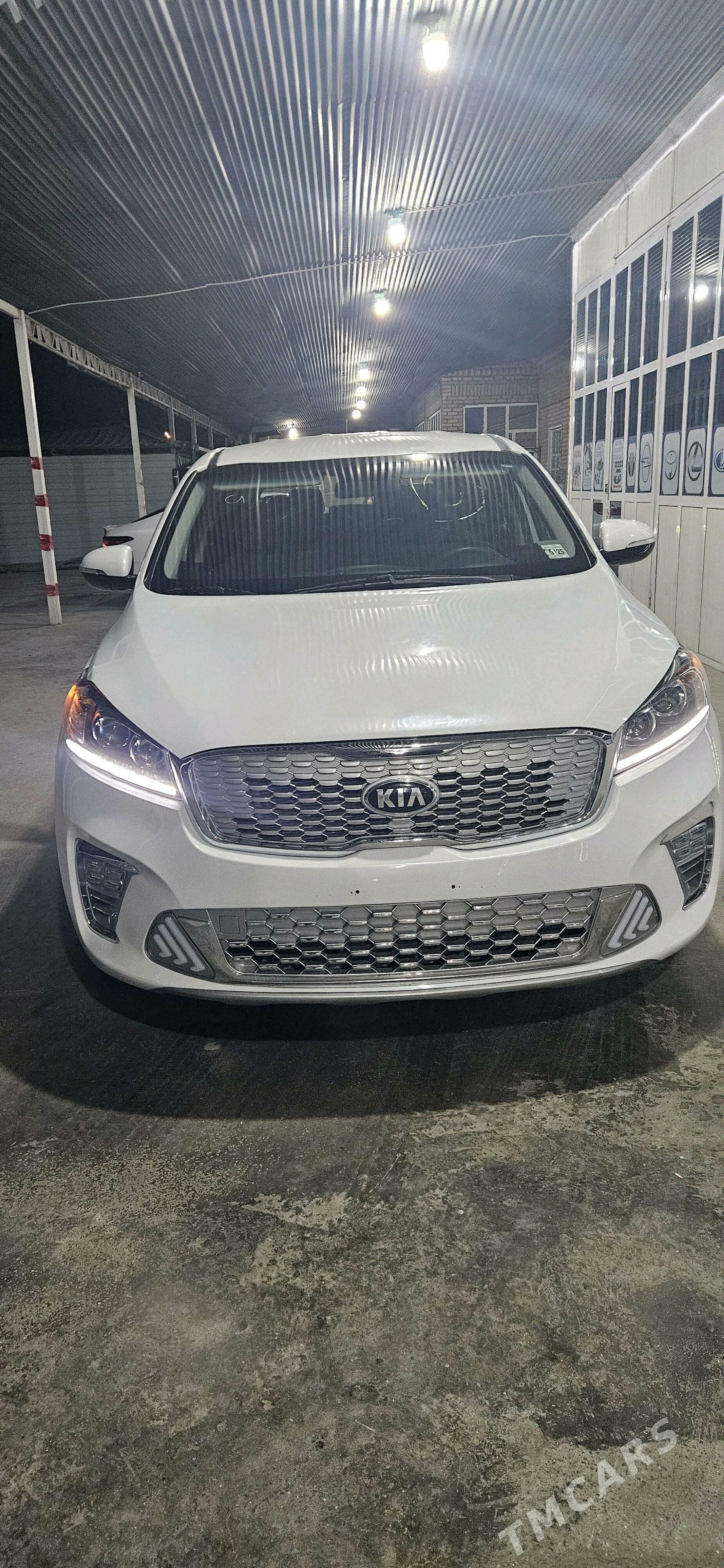 Kia Sorento 2020 - 300 000 TMT - Дашогуз - img 5