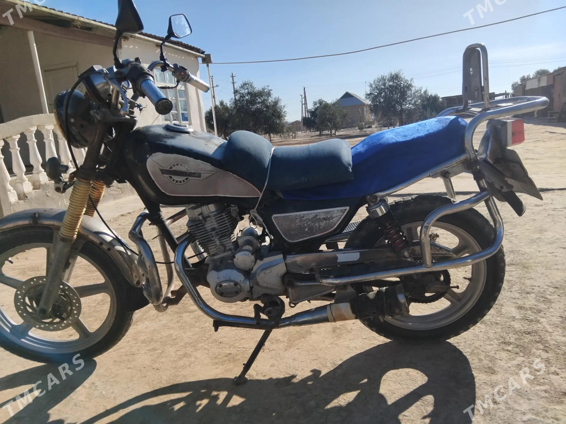 Fekon FK150-8G 2011 - 9 000 TMT - Этрек - img 3