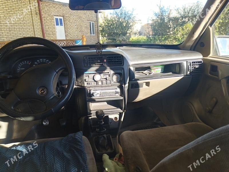 Opel Vectra 1990 - 26 000 TMT - Mary - img 4