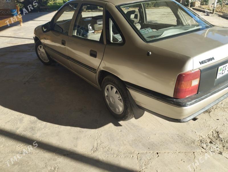 Opel Vectra 1990 - 26 000 TMT - Mary - img 1